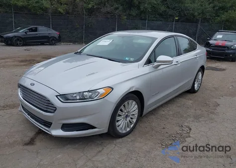 2016 Ford Fusion Hybrid Se из США, поврежденный, VIN 3FA6P0LU7GR406135